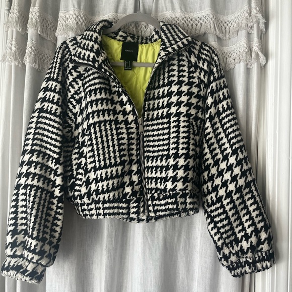 Black and White Houndstooth Jacket - Picture 1 of 3
